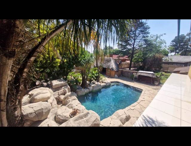 5 BEDROOM HOUSE FOR SALE IN BRACKENDOWNS